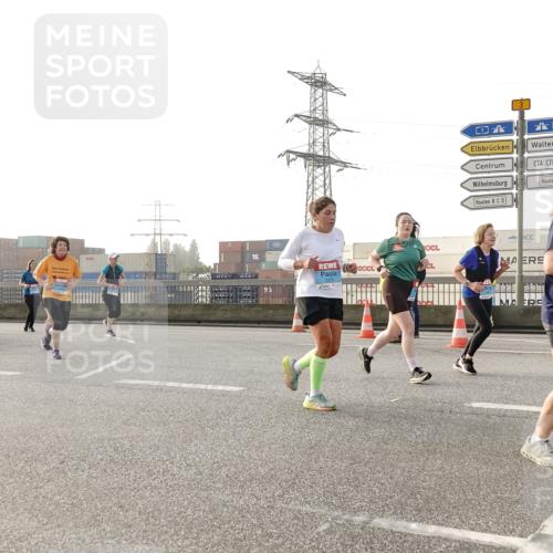 03.10.2026 - Köhlbrandbrückenlauf Michael Burmester http://msf.ph/oto/10767651 03.10.2026 09:24:54 Position 3  meine-sportfotos.de