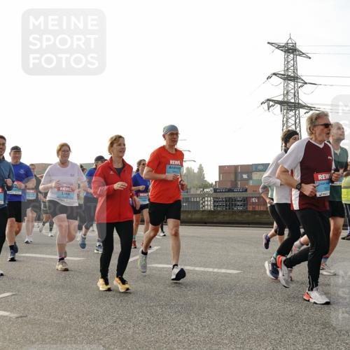 03.10.2026 - Köhlbrandbrückenlauf Michael Burmester http://msf.ph/oto/10767677 03.10.2026 09:24:59 Position 3 3647 meine-sportfotos.de