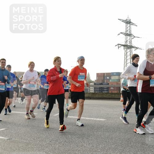 03.10.2026 - Köhlbrandbrückenlauf Michael Burmester http://msf.ph/oto/10767681 03.10.2026 09:24:59 Position 3 3647 meine-sportfotos.de