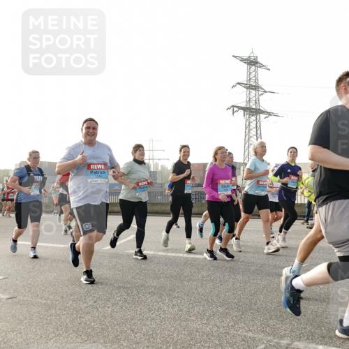 03.10.2026 - Köhlbrandbrückenlauf Michael Burmester http://msf.ph/oto/10767732 03.10.2026 09:25:05 Position 3 3340, 3 meine-sportfotos.de