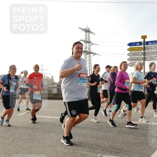 03.10.2026 - Köhlbrandbrückenlauf Michael Burmester http://msf.ph/oto/10767740 03.10.2026 09:25:06 Position 3 20, 3, 3685 meine-sportfotos.de