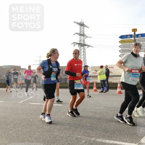 03.10.2026 - Köhlbrandbrückenlauf Michael Burmester http://msf.ph/oto/10767747 03.10.2026 09:25:06 Position 3 3552, 1909 meine-sportfotos.de
