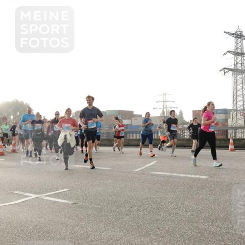 03.10.2026 - Köhlbrandbrückenlauf Michael Burmester http://msf.ph/oto/10767755 03.10.2026 09:25:08 Position 3  meine-sportfotos.de