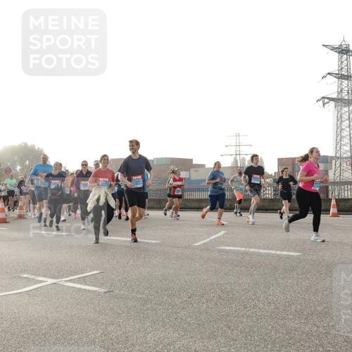 03.10.2026 - Köhlbrandbrückenlauf Michael Burmester http://msf.ph/oto/10767757 03.10.2026 09:25:08 Position 3  meine-sportfotos.de