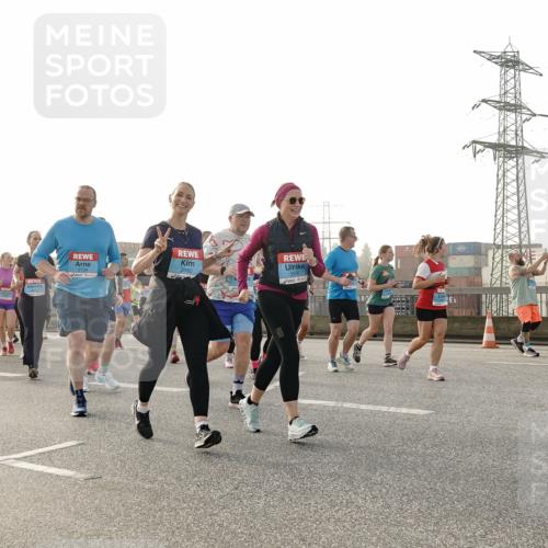 03.10.2026 - Köhlbrandbrückenlauf Michael Burmester http://msf.ph/oto/10767771 03.10.2026 09:25:11 Position 3 2734, 3582 meine-sportfotos.de