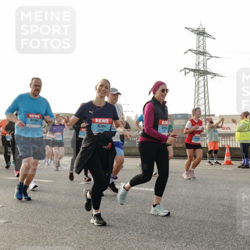 03.10.2026 - Köhlbrandbrückenlauf Michael Burmester http://msf.ph/oto/10767780 03.10.2026 09:25:11 Position 3 3582, 3 meine-sportfotos.de