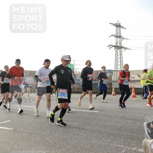 03.10.2026 - Köhlbrandbrückenlauf Michael Burmester http://msf.ph/oto/10767822 03.10.2026 09:25:17 Position 3 1294, 6, 1 meine-sportfotos.de