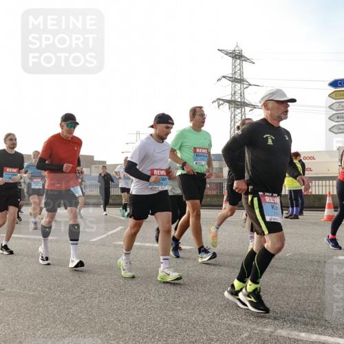 03.10.2026 - Köhlbrandbrückenlauf Michael Burmester http://msf.ph/oto/10767827 03.10.2026 09:25:18 Position 3 295, 12 meine-sportfotos.de