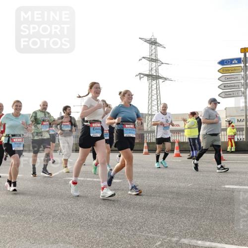 03.10.2026 - Köhlbrandbrückenlauf Michael Burmester http://msf.ph/oto/10767839 03.10.2026 09:25:20 Position 3 13, 3629 meine-sportfotos.de