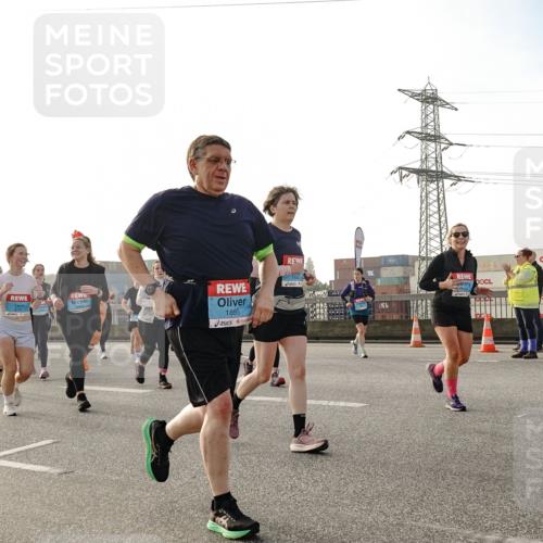 03.10.2026 - Köhlbrandbrückenlauf Michael Burmester http://msf.ph/oto/10767861 03.10.2026 09:25:23 Position 3 1895 meine-sportfotos.de