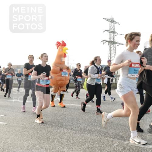 03.10.2026 - Köhlbrandbrückenlauf Michael Burmester http://msf.ph/oto/10767878 03.10.2026 09:25:25 Position 3 3795, 1307 meine-sportfotos.de
