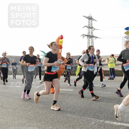 03.10.2026 - Köhlbrandbrückenlauf Michael Burmester http://msf.ph/oto/10767884 03.10.2026 09:25:25 Position 3 3595, 1307, 000, 4, 151 meine-sportfotos.de