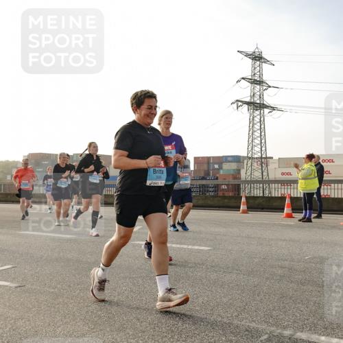 03.10.2026 - Köhlbrandbrückenlauf Michael Burmester http://msf.ph/oto/10767963 03.10.2026 09:25:36 Position 3 3686 meine-sportfotos.de