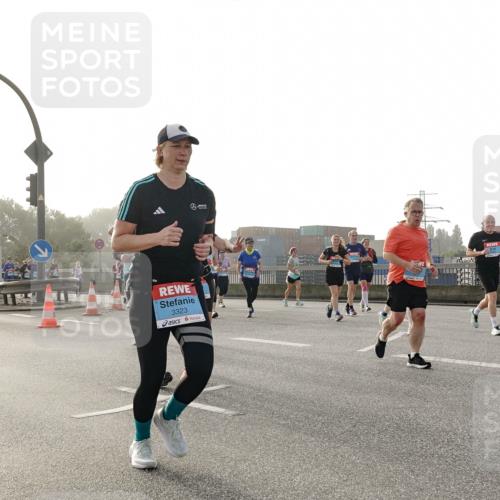 03.10.2026 - Köhlbrandbrückenlauf Michael Burmester http://msf.ph/oto/10767974 03.10.2026 09:25:39 Position 3 3323 meine-sportfotos.de