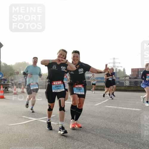 03.10.2026 - Köhlbrandbrückenlauf Michael Burmester http://msf.ph/oto/10767983 03.10.2026 09:25:40 Position 3 1863, 1859 meine-sportfotos.de