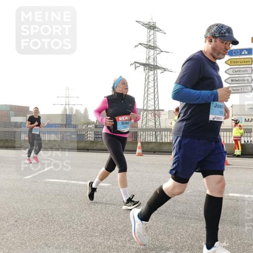 03.10.2026 - Köhlbrandbrückenlauf Michael Burmester http://msf.ph/oto/10768033 03.10.2026 09:25:47 Position 3 1291, 53, 165 meine-sportfotos.de