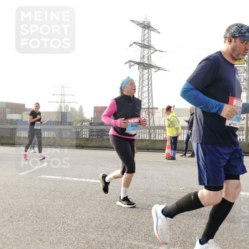 03.10.2026 - Köhlbrandbrückenlauf Michael Burmester http://msf.ph/oto/10768035 03.10.2026 09:25:47 Position 3 16 meine-sportfotos.de
