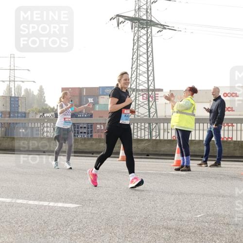 03.10.2026 - Köhlbrandbrückenlauf Michael Burmester http://msf.ph/oto/10768043 03.10.2026 09:25:49 Position 3  meine-sportfotos.de
