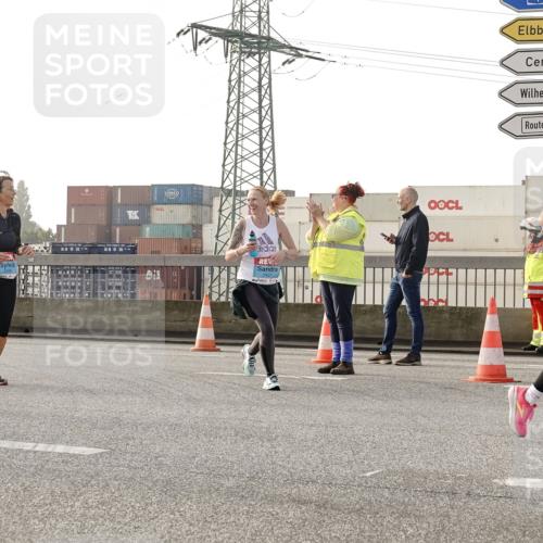 03.10.2026 - Köhlbrandbrückenlauf Michael Burmester http://msf.ph/oto/10768049 03.10.2026 09:25:50 Position 3 2421, 3455 meine-sportfotos.de