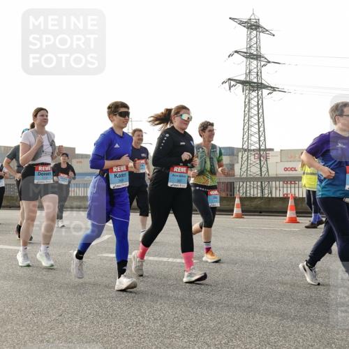 03.10.2026 - Köhlbrandbrückenlauf Michael Burmester http://msf.ph/oto/10768059 03.10.2026 09:25:52 Position 3 3657, 3 meine-sportfotos.de
