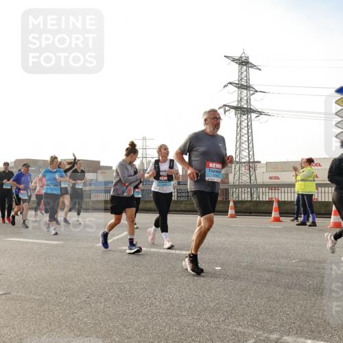 03.10.2026 - Köhlbrandbrückenlauf Michael Burmester http://msf.ph/oto/10768084 03.10.2026 09:25:55 Position 3 1046 meine-sportfotos.de