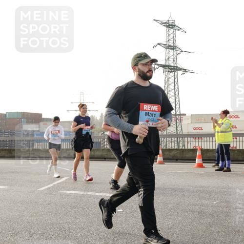 03.10.2026 - Köhlbrandbrückenlauf Michael Burmester http://msf.ph/oto/10768139 03.10.2026 09:26:04 Position 3 3563 meine-sportfotos.de