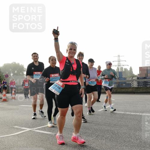03.10.2026 - Köhlbrandbrückenlauf Michael Burmester http://msf.ph/oto/10768186 03.10.2026 09:26:13 Position 3 3279, 49 meine-sportfotos.de