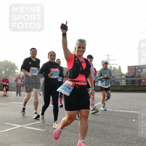 03.10.2026 - Köhlbrandbrückenlauf Michael Burmester http://msf.ph/oto/10768189 03.10.2026 09:26:13 Position 3 3564, 3279 meine-sportfotos.de