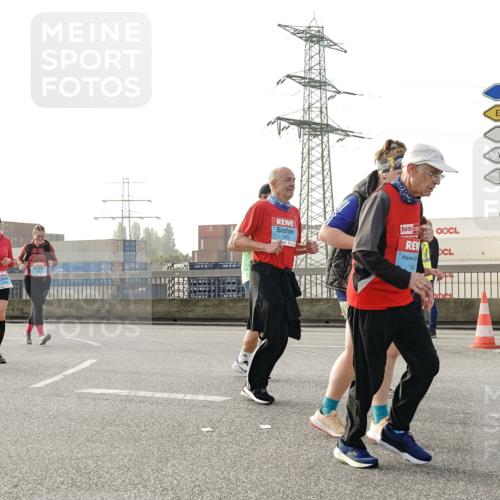 03.10.2026 - Köhlbrandbrückenlauf Michael Burmester http://msf.ph/oto/10768242 03.10.2026 09:26:20 Position 3 3462, 150, 3 meine-sportfotos.de