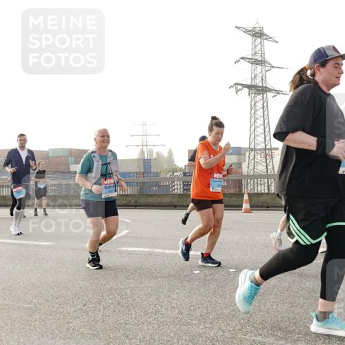03.10.2026 - Köhlbrandbrückenlauf Michael Burmester http://msf.ph/oto/10768282 03.10.2026 09:26:28 Position 3 3, 50000 meine-sportfotos.de