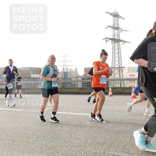 03.10.2026 - Köhlbrandbrückenlauf Michael Burmester http://msf.ph/oto/10768284 03.10.2026 09:26:28 Position 3 3534 meine-sportfotos.de