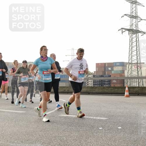 03.10.2026 - Köhlbrandbrückenlauf Michael Burmester http://msf.ph/oto/10768316 03.10.2026 09:26:34 Position 3 3354 meine-sportfotos.de