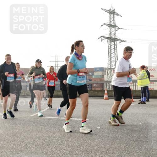 03.10.2026 - Köhlbrandbrückenlauf Michael Burmester http://msf.ph/oto/10768326 03.10.2026 09:26:35 Position 3 3354, 3 meine-sportfotos.de