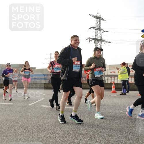 03.10.2026 - Köhlbrandbrückenlauf Michael Burmester http://msf.ph/oto/10768336 03.10.2026 09:26:36 Position 3 3538, 00, 3 meine-sportfotos.de