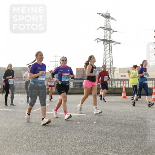 03.10.2026 - Köhlbrandbrückenlauf Michael Burmester http://msf.ph/oto/10768348 03.10.2026 09:26:38 Position 3  meine-sportfotos.de