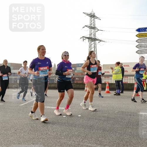03.10.2026 - Köhlbrandbrückenlauf Michael Burmester http://msf.ph/oto/10768355 03.10.2026 09:26:38 Position 3 3590 meine-sportfotos.de