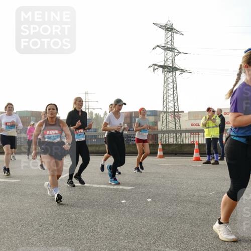 03.10.2026 - Köhlbrandbrückenlauf Michael Burmester http://msf.ph/oto/10768359 03.10.2026 09:26:39 Position 3 00, 35, 368 meine-sportfotos.de