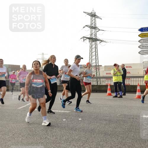 03.10.2026 - Köhlbrandbrückenlauf Michael Burmester http://msf.ph/oto/10768365 03.10.2026 09:26:40 Position 3 2075, 3 meine-sportfotos.de