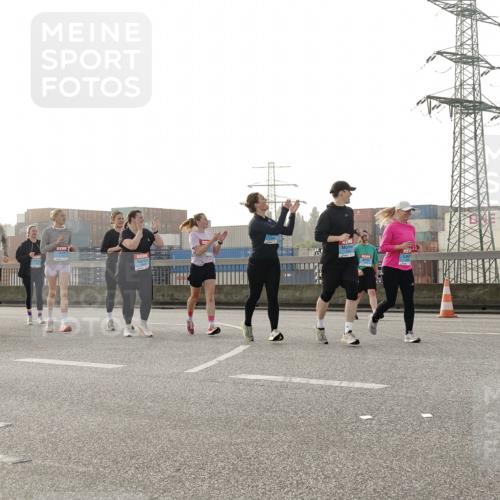03.10.2026 - Köhlbrandbrückenlauf Michael Burmester http://msf.ph/oto/10768390 03.10.2026 09:26:43 Position 3  meine-sportfotos.de
