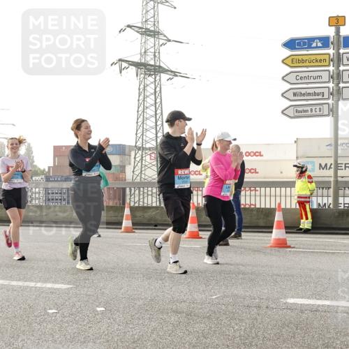03.10.2026 - Köhlbrandbrückenlauf Michael Burmester http://msf.ph/oto/10768400 03.10.2026 09:26:44 Position 3 3648, 2535, 3 meine-sportfotos.de