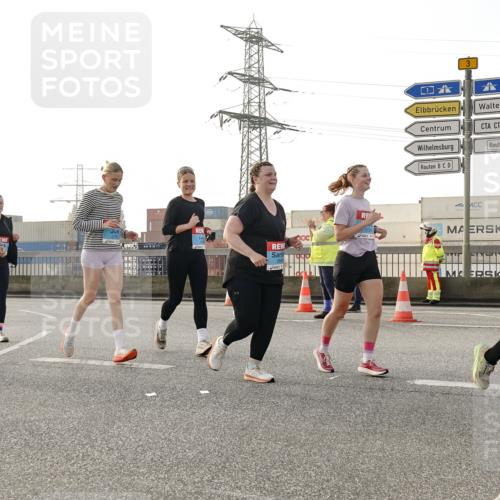 03.10.2026 - Köhlbrandbrückenlauf Michael Burmester http://msf.ph/oto/10768414 03.10.2026 09:26:46 Position 3 2795, 3 meine-sportfotos.de