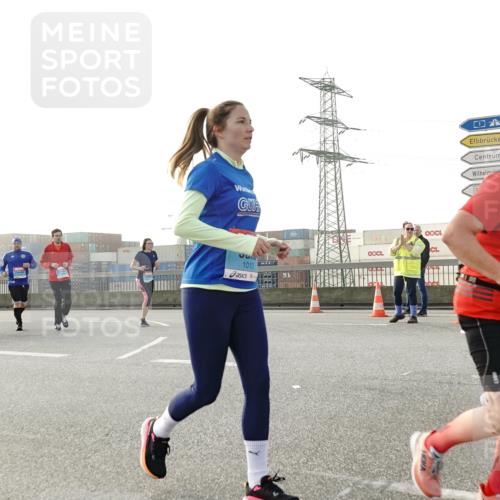 03.10.2026 - Köhlbrandbrückenlauf Michael Burmester http://msf.ph/oto/10768436 03.10.2026 09:26:49 Position 3 1013, 1501 meine-sportfotos.de