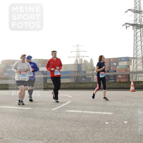 03.10.2026 - Köhlbrandbrückenlauf Michael Burmester http://msf.ph/oto/10768442 03.10.2026 09:26:51 Position 3  meine-sportfotos.de