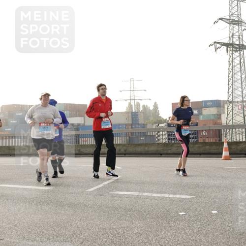 03.10.2026 - Köhlbrandbrückenlauf Michael Burmester http://msf.ph/oto/10768445 03.10.2026 09:26:51 Position 3  meine-sportfotos.de