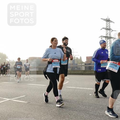 03.10.2026 - Köhlbrandbrückenlauf Michael Burmester http://msf.ph/oto/10768468 03.10.2026 09:26:54 Position 3 3271, 3276, 2013, 1 meine-sportfotos.de