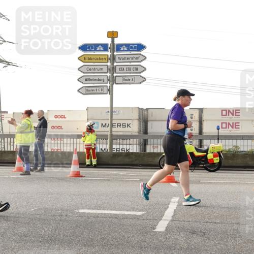 03.10.2026 - Köhlbrandbrückenlauf Michael Burmester http://msf.ph/oto/10768547 03.10.2026 09:27:08 Position 3 2585, 3 meine-sportfotos.de