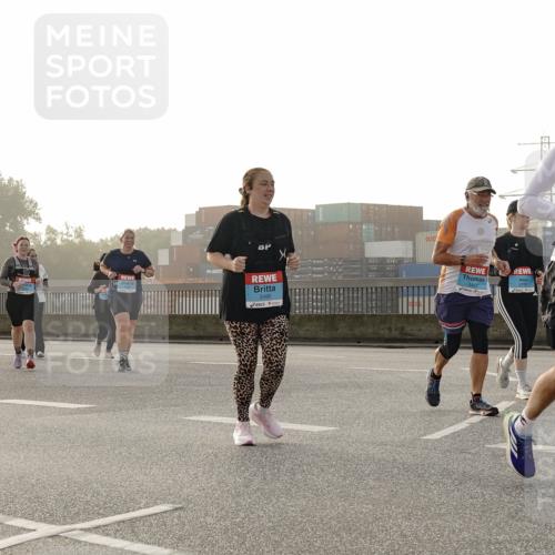 03.10.2026 - Köhlbrandbrückenlauf Michael Burmester http://msf.ph/oto/10768556 03.10.2026 09:27:10 Position 3 3490, 3497 meine-sportfotos.de