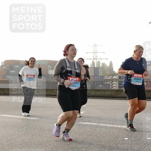 03.10.2026 - Köhlbrandbrückenlauf Michael Burmester http://msf.ph/oto/10768588 03.10.2026 09:27:15 Position 3 3539, 3463 meine-sportfotos.de