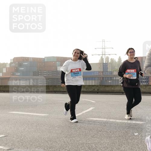 03.10.2026 - Köhlbrandbrückenlauf Michael Burmester http://msf.ph/oto/10768594 03.10.2026 09:27:16 Position 3 3520, 3539 meine-sportfotos.de