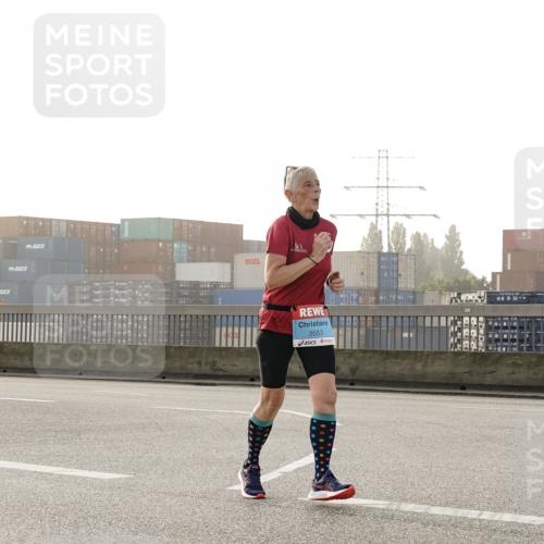 03.10.2026 - Köhlbrandbrückenlauf Michael Burmester http://msf.ph/oto/10768622 03.10.2026 09:27:25 Position 3 3553 meine-sportfotos.de